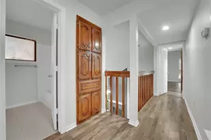 2116 Holly Hill Ln, Carrollton, TX 75007 - Photo 11