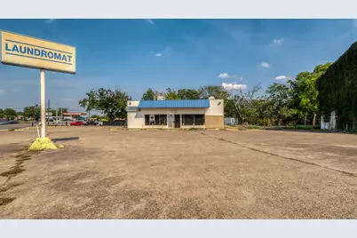 2714 Hanna Avenue, Fort Worth, TX 76164 - Photo 3