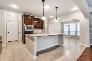 205 Chester Dr, Lewisville, TX 75056 - Photo 7