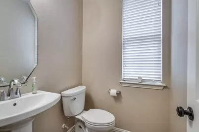 205 Chester Drive, Lewisville, TX 75056 - Photo 11
