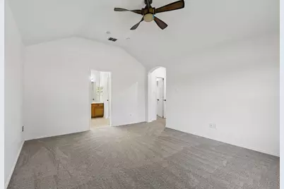 500 Golden Bell Drive, Glenn Heights, TX 75154 - Photo 5