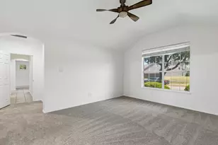 500 Golden Bell Dr, Glenn Heights, TX 75154 - Photo 3