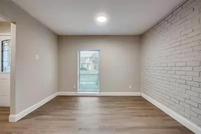 30 W Moutain Creek W, Grand Prairie, TX 75052 - Photo 9