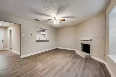 30 W Moutain Creek W, Grand Prairie, TX 75052 - Photo 11