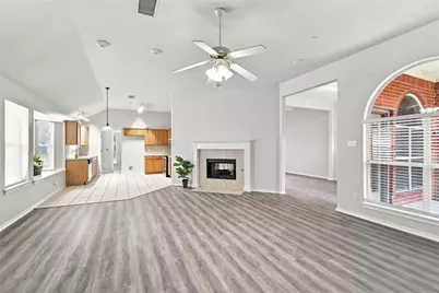 1033 Suffolk Lane, Cedar Hill, TX 75104 - Photo 7