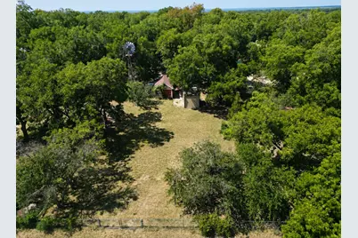 527 W Roberts Street, Gorman, TX 76454 - Photo 37