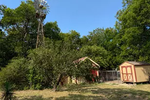 527 W Roberts St, Gorman, TX 76454 - Photo 35