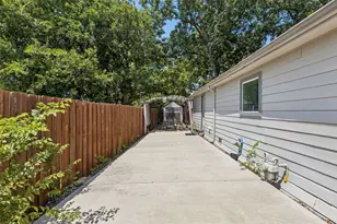 605 E Graham St, McKinney, TX 75069 - Photo 19