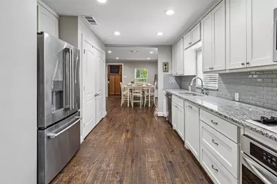 605 E Graham Street, McKinney, TX 75069 - Photo 3
