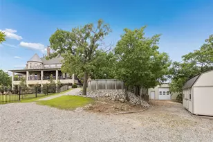 826 Cimmarron Bay Dr, Runaway Bay, TX 76426 - Photo 37