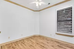 2105 Norwood Ln, Arlington, TX 76013 - Photo 29