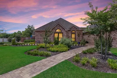 2105 Norwood Lane, Arlington, TX 76013 - Photo 1