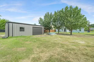 504 E Pennsylvania Ave, Van, TX 75790 - Photo 25