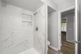 504 E Pennsylvania Ave, Van, TX 75790 - Photo 17