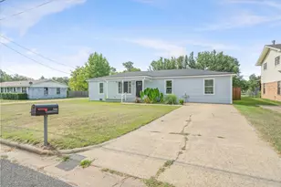 504 E Pennsylvania Ave, Van, TX 75790 - Photo 1