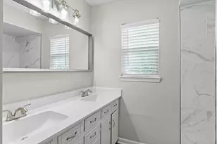504 E Pennsylvania Ave, Van, TX 75790 - Photo 5