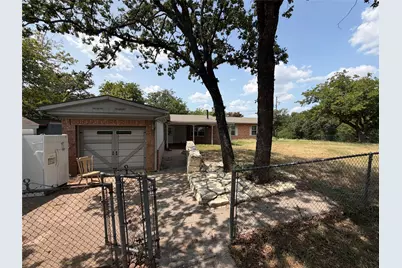 1832 Smokehouse Road, Granbury, TX 76049 - Photo 3