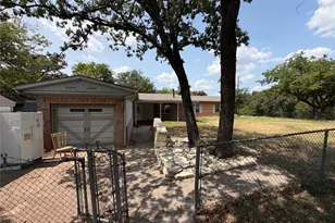 1832 Smokehouse Rd, Granbury, TX 76049 - Photo 3