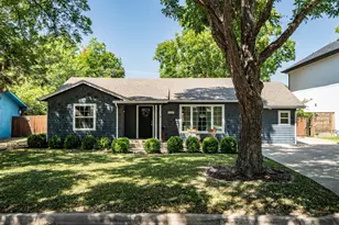 1228 S Pine St, Grapevine, TX 76051 - Photo 1