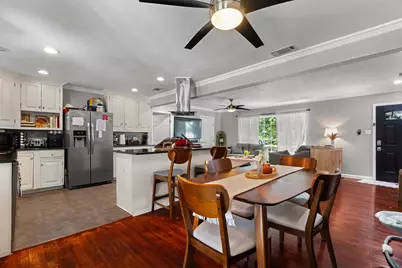 1228 S Pine Street, Grapevine, TX 76051 - Photo 11