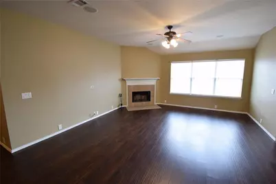 1006 Abigail Drive, Arlington, TX 76002 - Photo 7