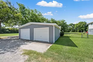 2942 Trails End, Aubrey, TX 76227 - Photo 39