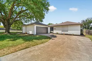 10144 Bugle Dr, Fort Worth, TX 76108 - Photo 1