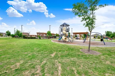 720 Willow View Way, Princeton, TX 75407 - Photo 5