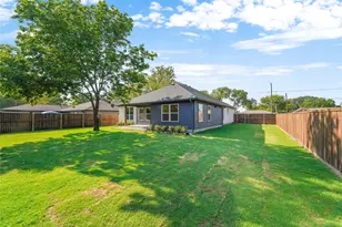 15006 Quail Dr, Balch Springs, TX 75180 - Photo 21