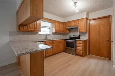 284 W San Antonio Street, Van Alstyne, TX 75495 - Photo 7