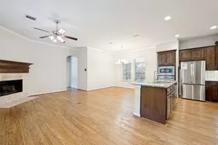 3908 Jasmine Fox Ln, Arlington, TX 76005 - Photo 3