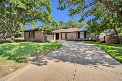 5717 Stage Line Court, Arlington, TX 76017 - Photo 3