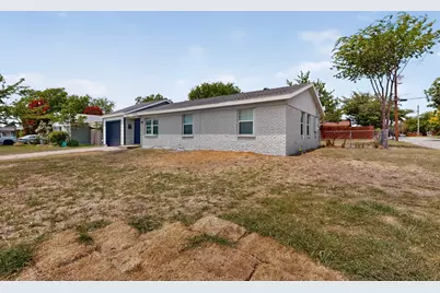 4525 Hunter Street, Haltom City, TX 76117 - Photo 3