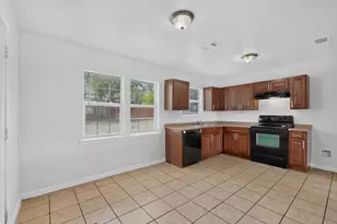 4525 Hunter St, Haltom City, TX 76117 - Photo 11