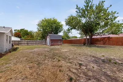 4525 Hunter Street, Haltom City, TX 76117 - Photo 37