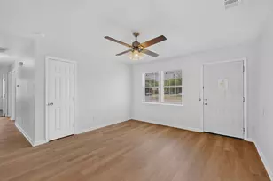 4525 Hunter St, Haltom City, TX 76117 - Photo 7