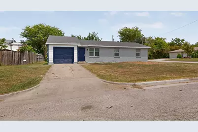 4525 Hunter Street, Haltom City, TX 76117 - Photo 5