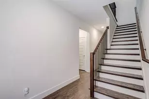 8234 Laflin Ln, Dallas, TX 75231 - Photo 3
