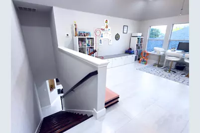 7906 Thorneywood Road, Plano, TX 75024 - Photo 5