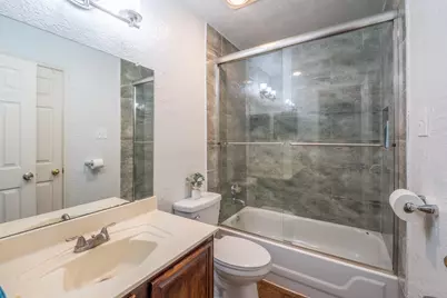 2414 Coventry Court, Grand Prairie, TX 75052 - Photo 13