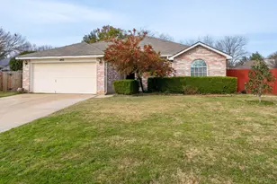 2414 Coventry Ct, Grand Prairie, TX 75052 - Photo 1
