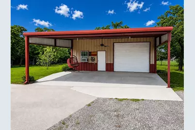 426 County Road 3435, Paradise, TX 76073 - Photo 29