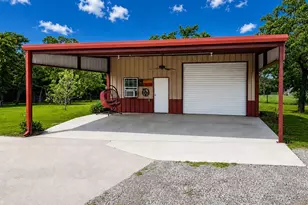 426 Co Rd 3435, Paradise, TX 76073 - Photo 29