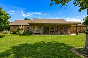 426 Co Rd 3435, Paradise, TX 76073 - Photo 1
