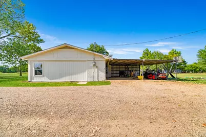 4237 Farm Road 196, Pattonville, TX 75468 - Photo 15