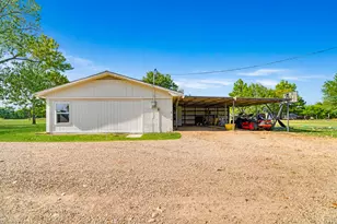 4237 Farm Road 196, Pattonville, TX 75468 - Photo 15