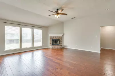 400 Bretts Way, Burleson, TX 76028 - Photo 5