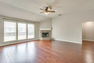 400 Bretts Way, Burleson, TX 76028 - Photo 5