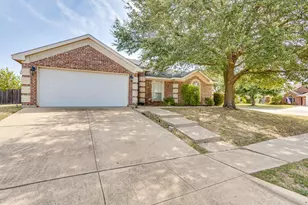 400 Bretts Way, Burleson, TX 76028 - Photo 31