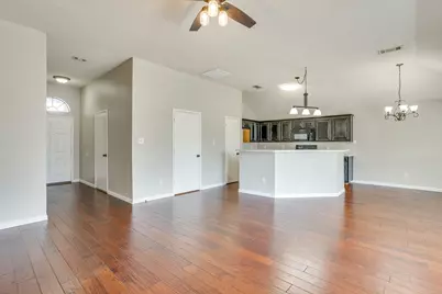 400 Bretts Way, Burleson, TX 76028 - Photo 3